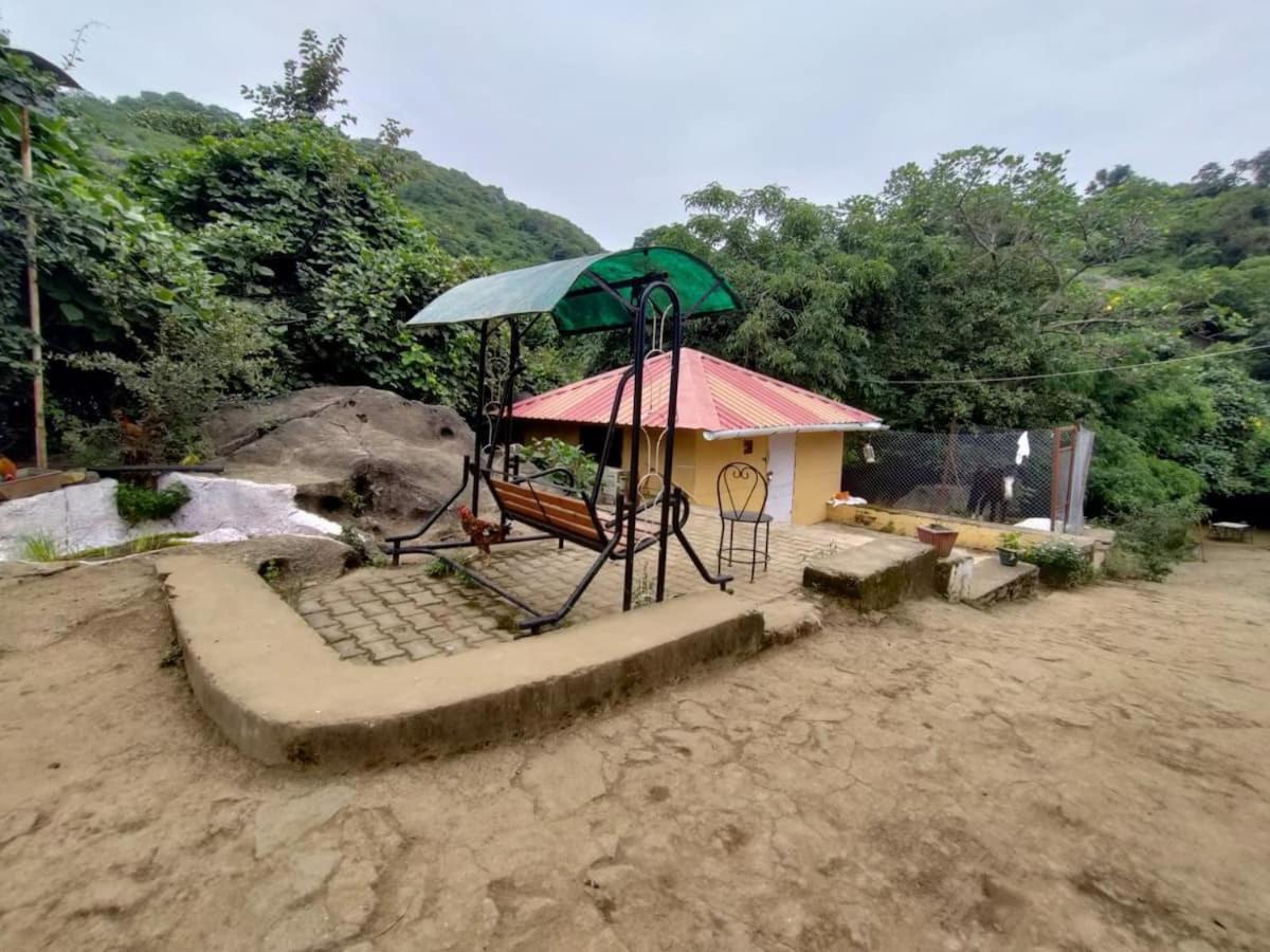 Dude Ranch Villa Mount Abu Exterior photo