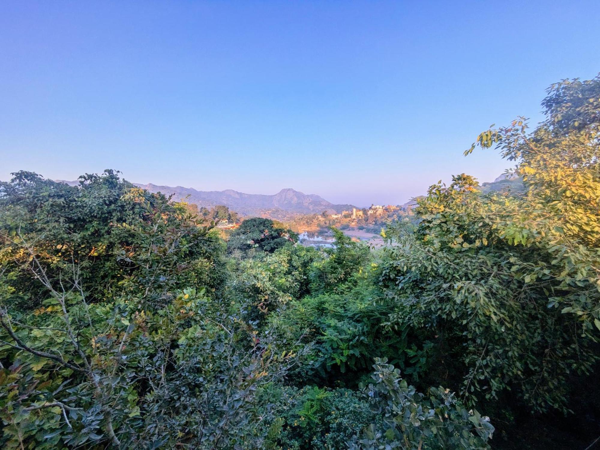 Dude Ranch Villa Mount Abu Exterior photo